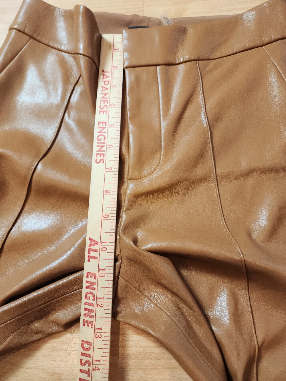 Alice & Olivia Vegan Leather Wide Leg Crop Drape Dylan Pants Camel Brown Size 6 - Picture 13 of 16